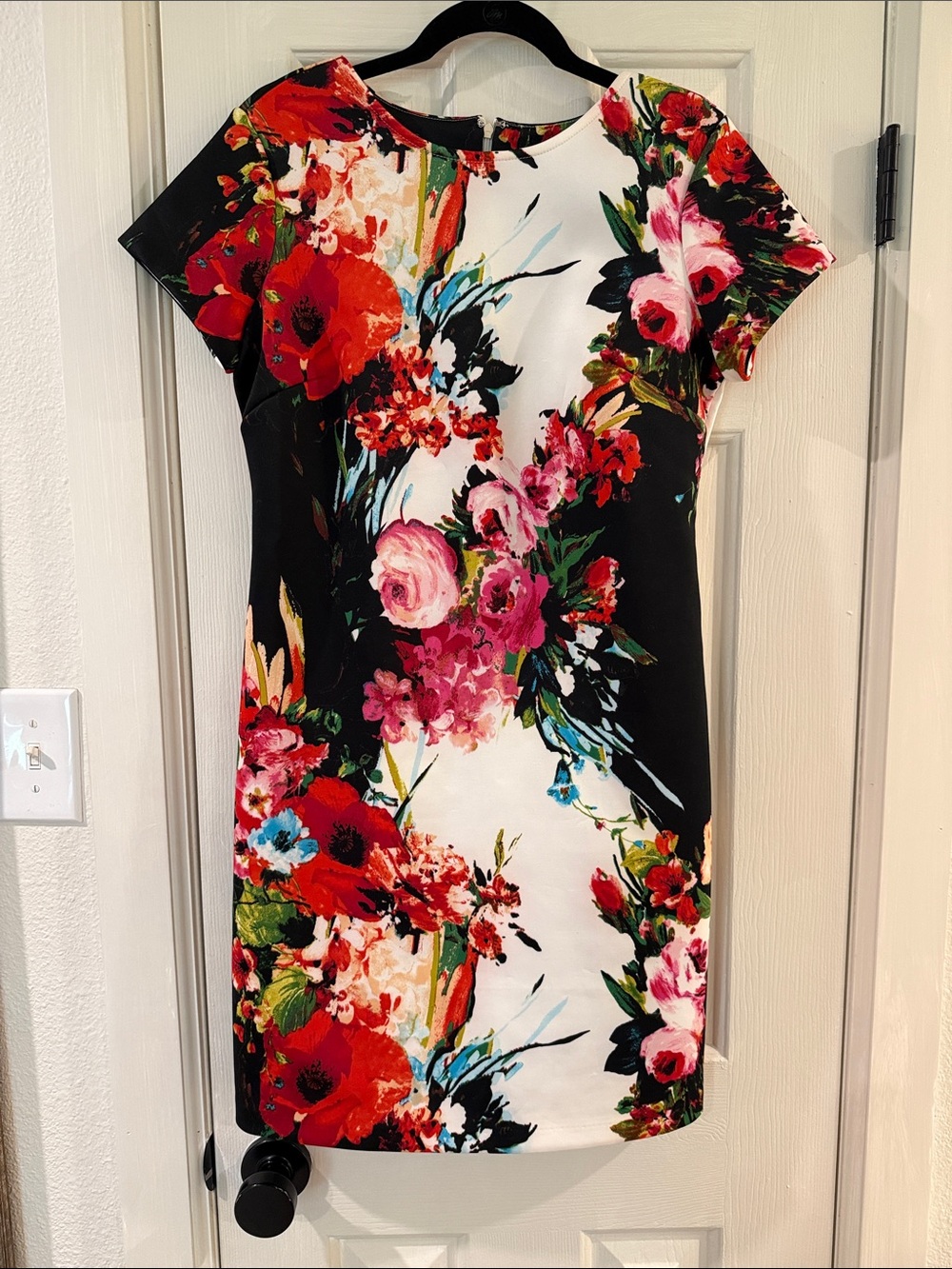 Studio One Multicolor Floral Short Sleeve Sheath Dress
